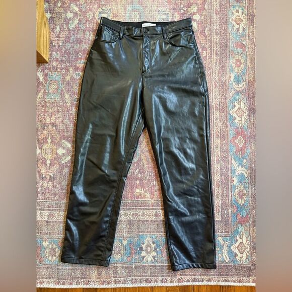 Women’s Abercrombie and Fitch 31 12 Curve Love 90’s Straight Faux Leather Pants - Picture 1 of 10